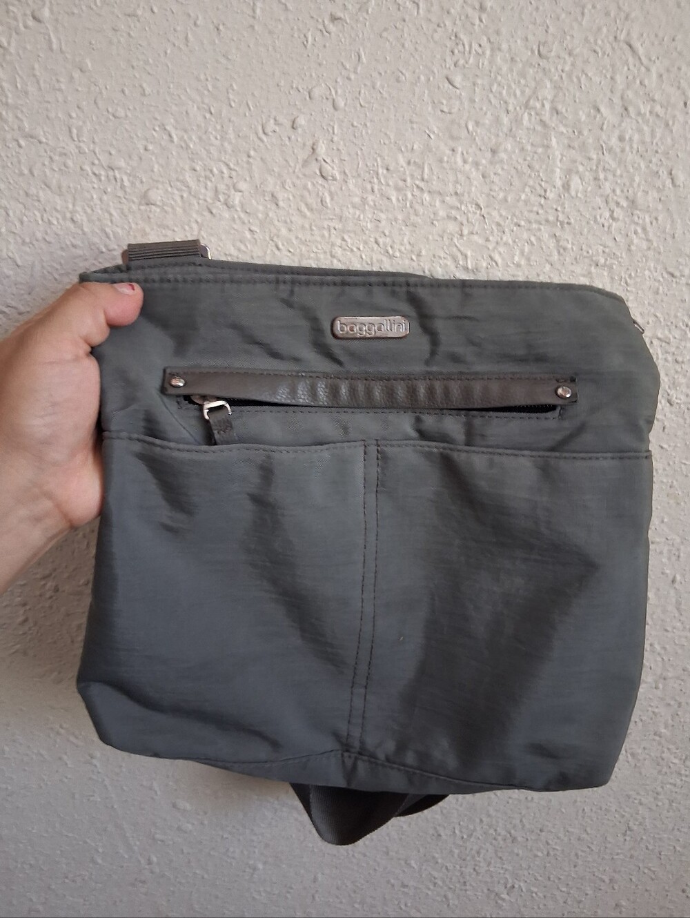 Baggallini Gray Crossbody Bag